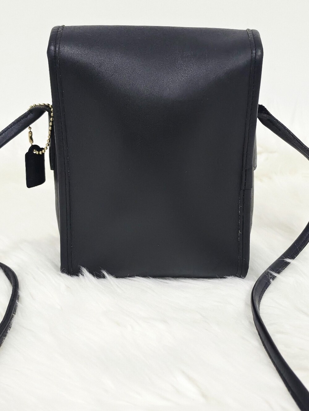 Coach 0770 Vintage Black Leather Turnlock Crossbody Shoulder Bag USA Made - Picture 3 of 15